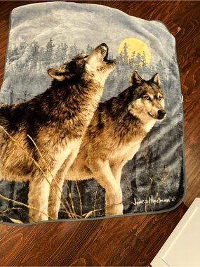 James Hautman 50x60 Howl At The Moon Fleece Wolf Throw Blanket Cabin Nature